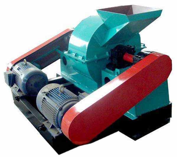 尿素粉碎機(jī)600.jpg